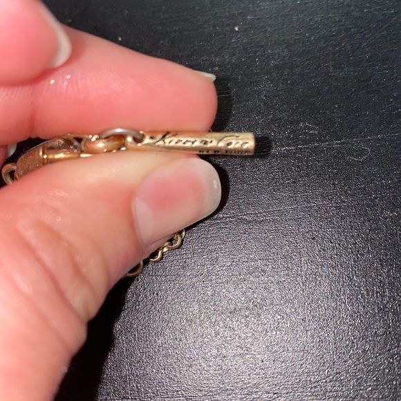 Kenneth Cole Necklace & Earrings - Picture 2 of 3